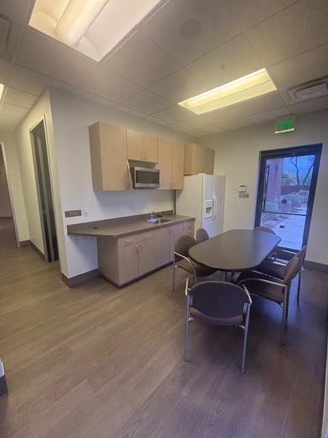 dental or medical office space with flexible lease in Avondale, AZ.